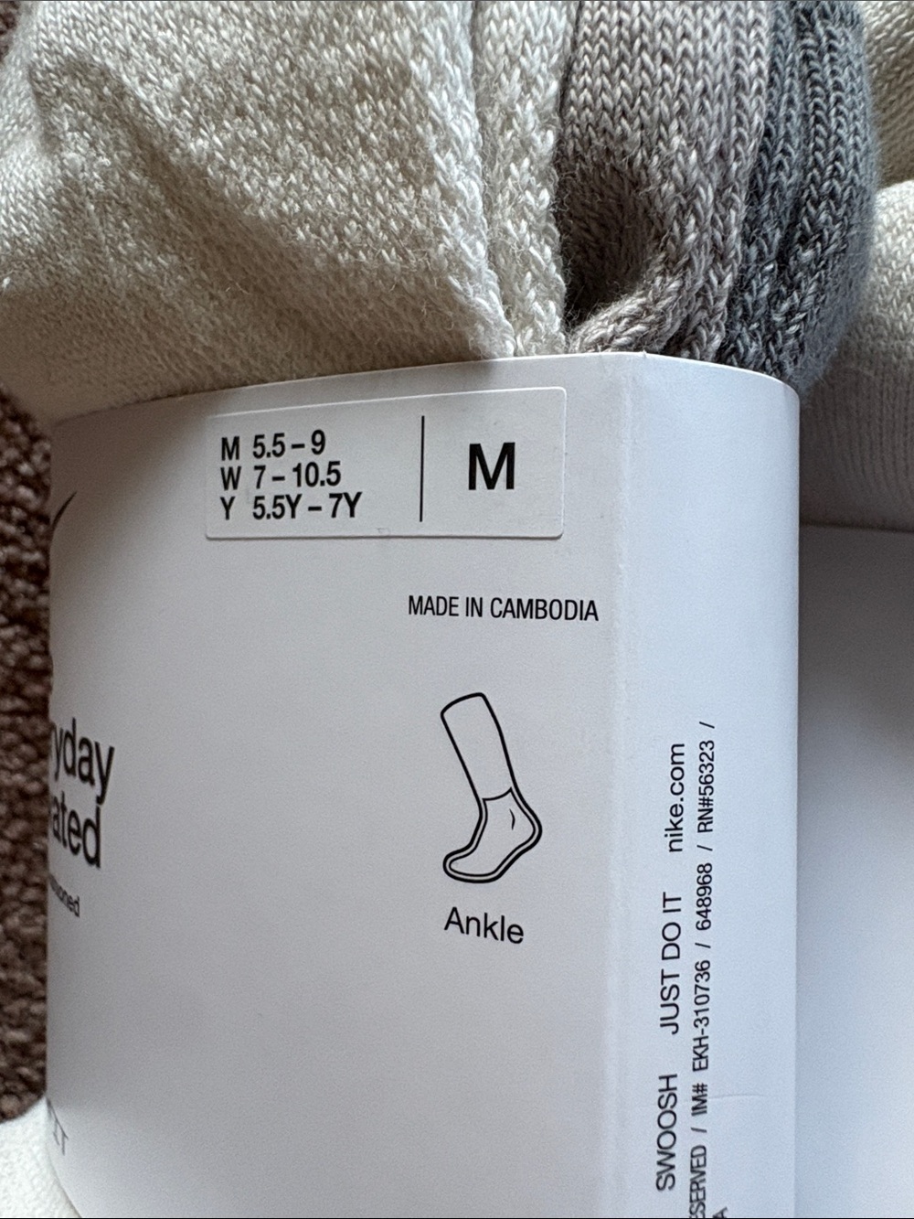 Nike Women’s set of 6 pairs Ankle Athletic socks NWT - Picture 3 of 3